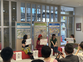 トークセッションの様子