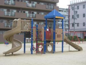 写真:こうせい公園遊具