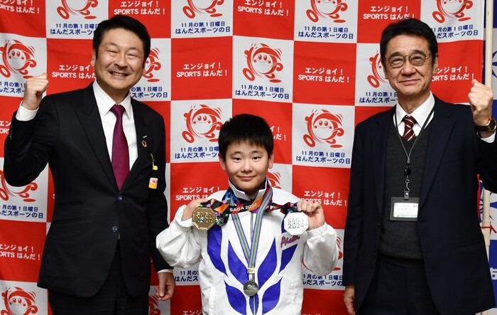 写真：市長と新美想真