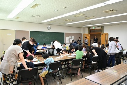 グラスデコ講座の様子