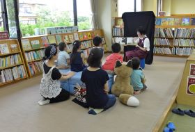 写真：半田市立図書館