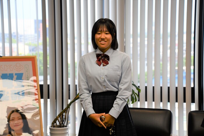 長屋伶の報告の様子