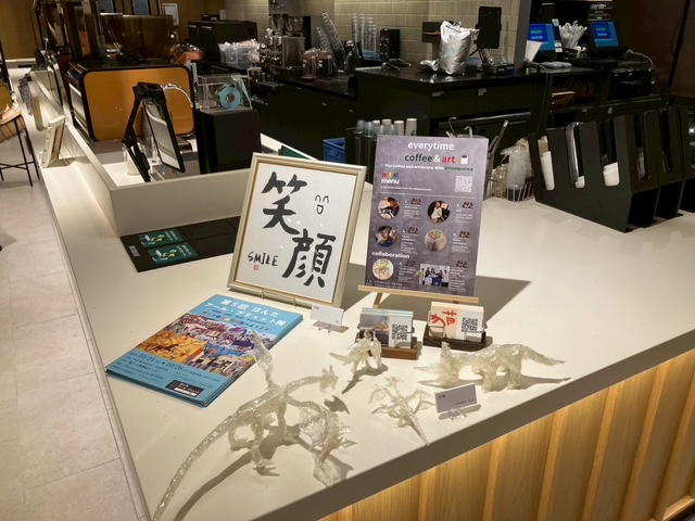 スターバックスサテライト展の様子2