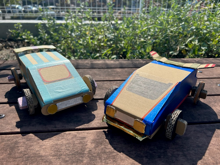 ダンボール遊具